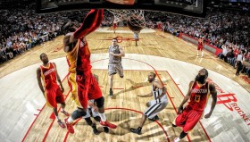 世俱杯直播-法甲比赛在全球范围的转播协议和版权收入分布